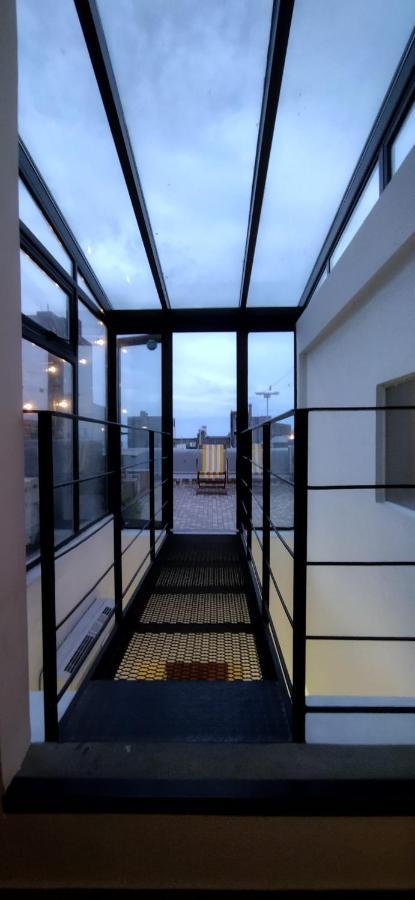 モンテビデオ House With Large Terrace, Jacuzzi And Gated Parking For One Carヴィラ エクステリア 写真