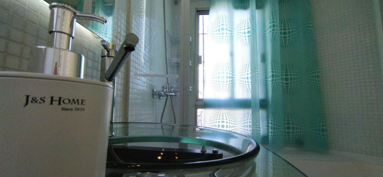 モンテビデオ House With Large Terrace, Jacuzzi And Gated Parking For One Carヴィラ エクステリア 写真