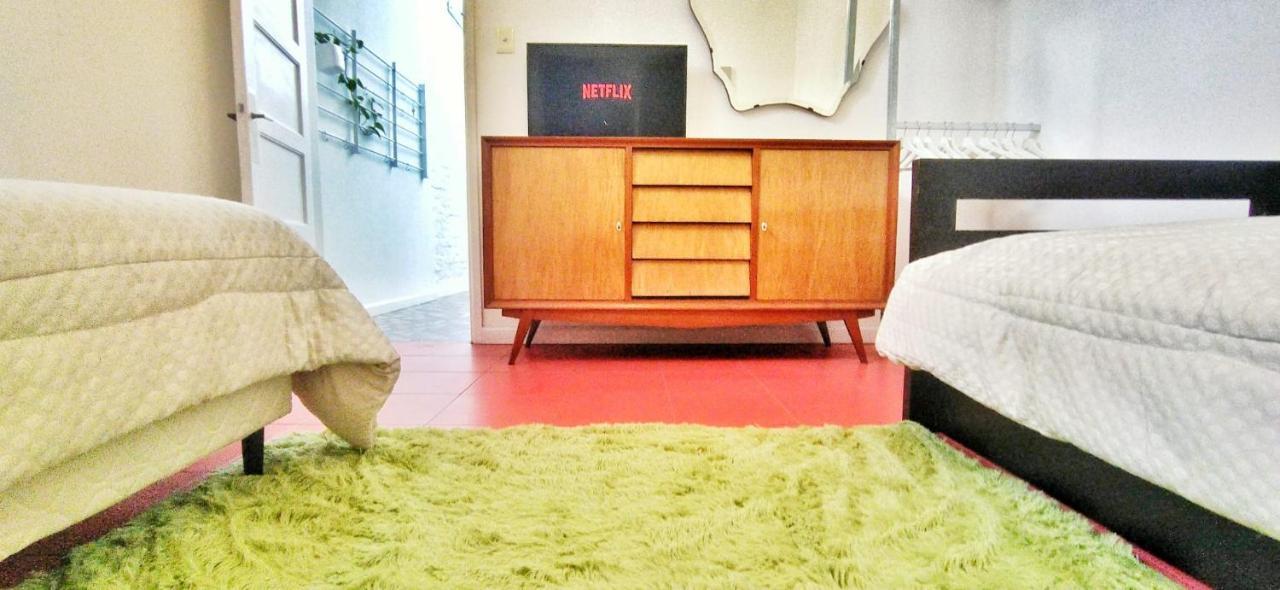 モンテビデオ House With Large Terrace, Jacuzzi And Gated Parking For One Carヴィラ エクステリア 写真